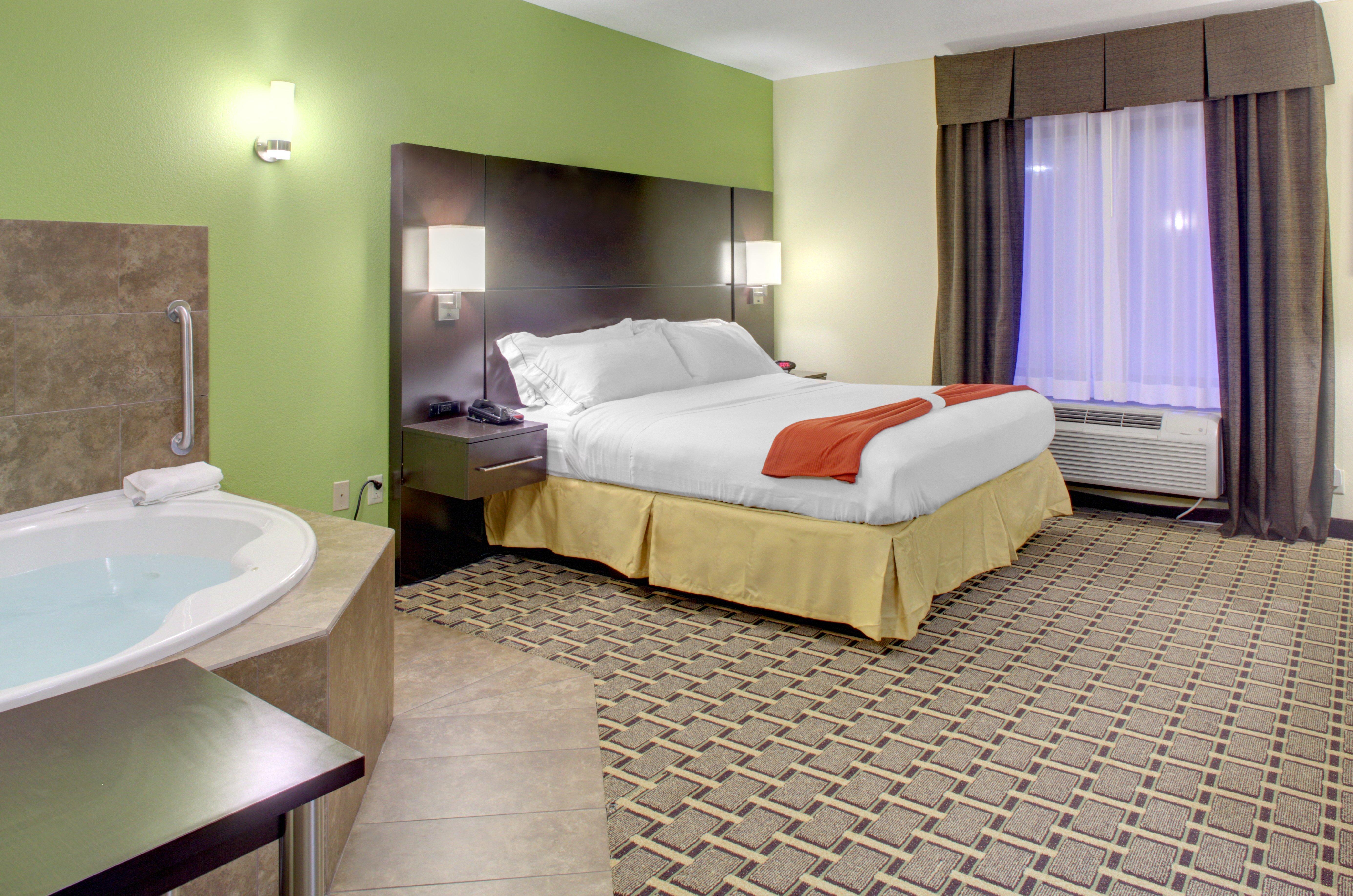 Holiday Inn Express & Suites Cross Lanes, An Ihg Hotel Экстерьер фото