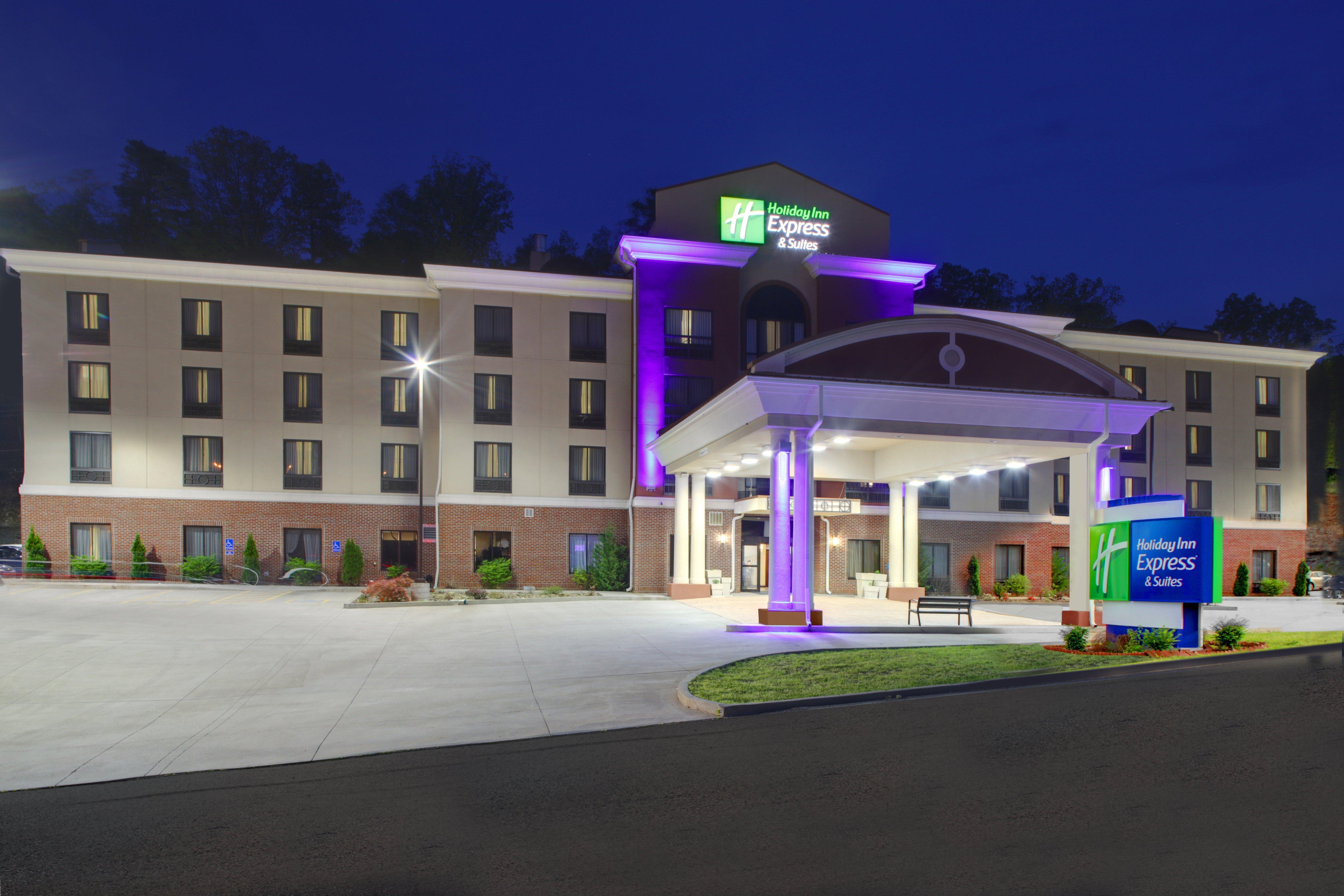 Holiday Inn Express & Suites Cross Lanes, An Ihg Hotel Экстерьер фото