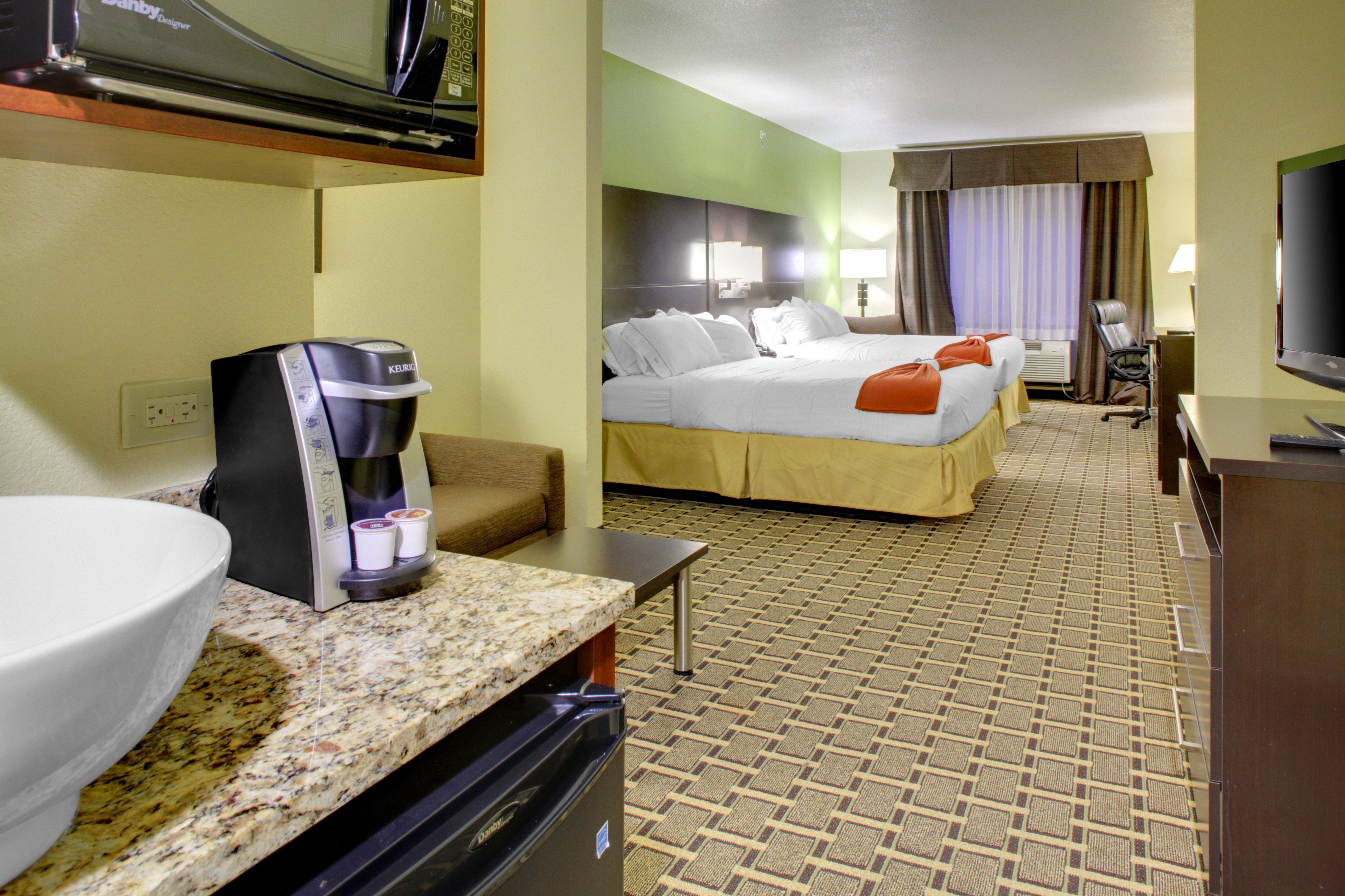 Holiday Inn Express & Suites Cross Lanes, An Ihg Hotel Экстерьер фото