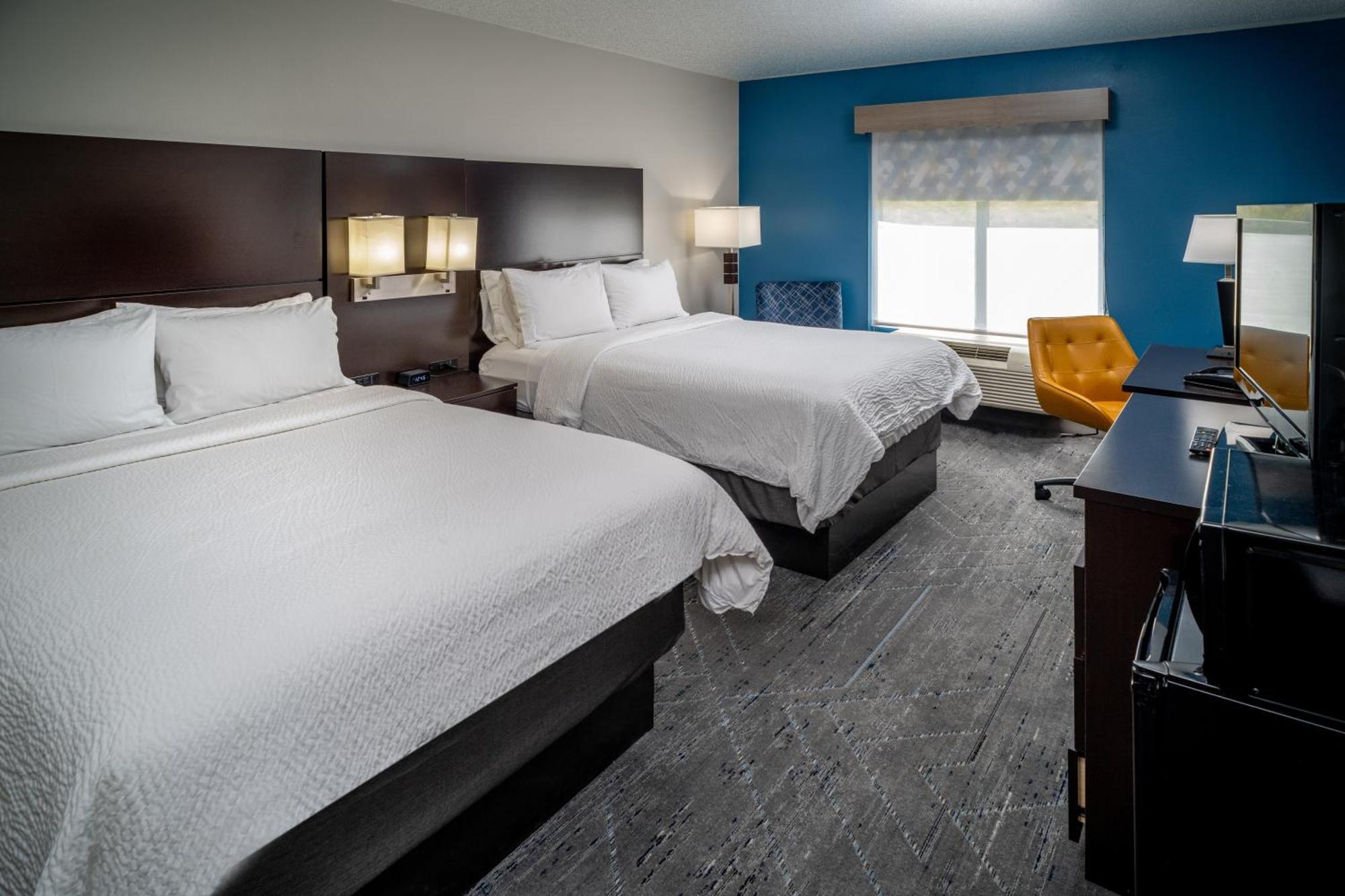 Holiday Inn Express & Suites Cross Lanes By Ihg Экстерьер фото
